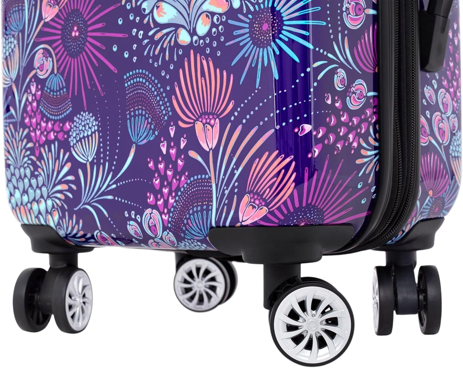 image:imageTravelers Club Unisex Bella Caronia Deluxe 20 3 Piece or 7 Piece Luggage amp Travel Accessories Set JamilaJardin