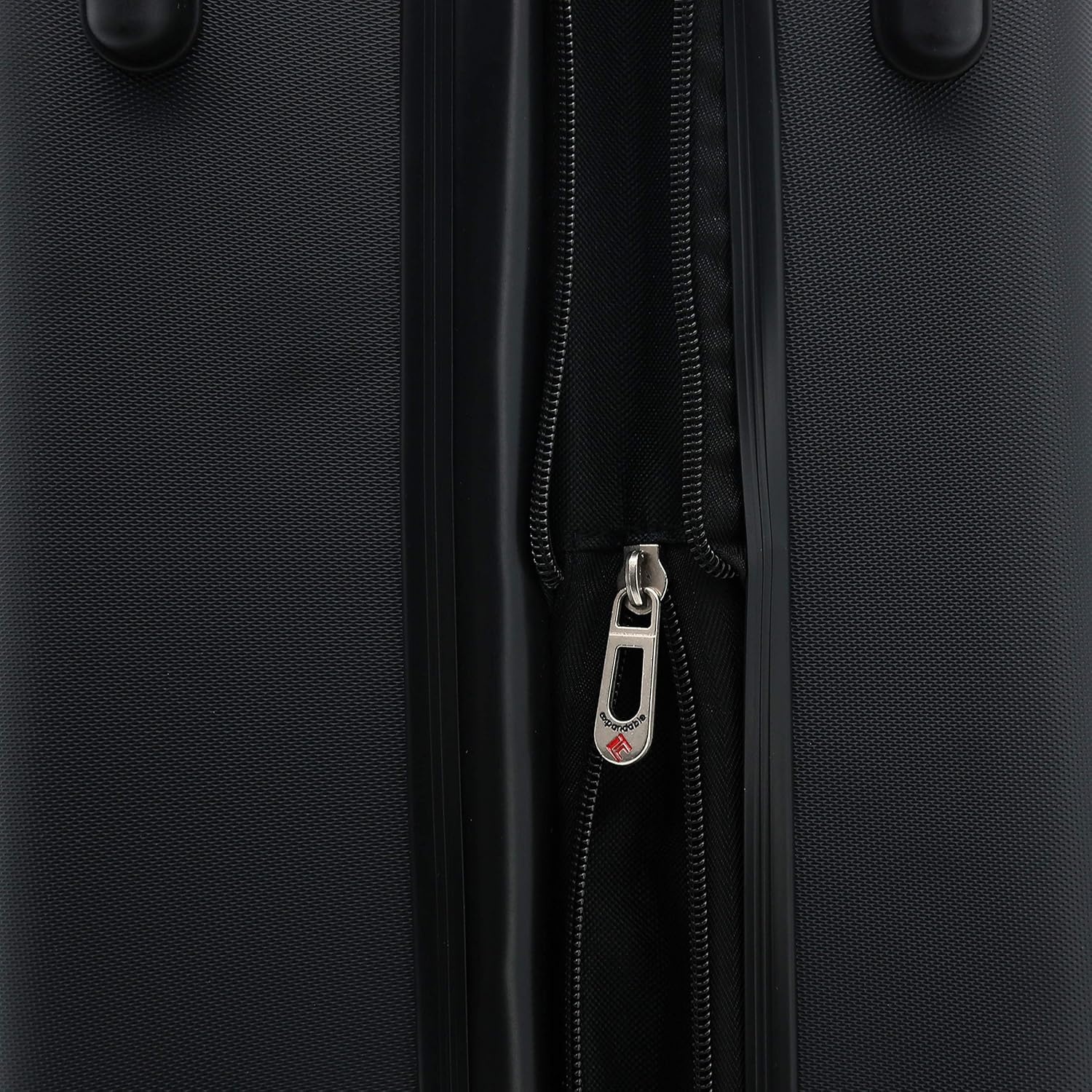 image:imageTravelers Club Chicago Hardside Expandable Spinner Luggage Apple Butter 5 Piece SetBlack